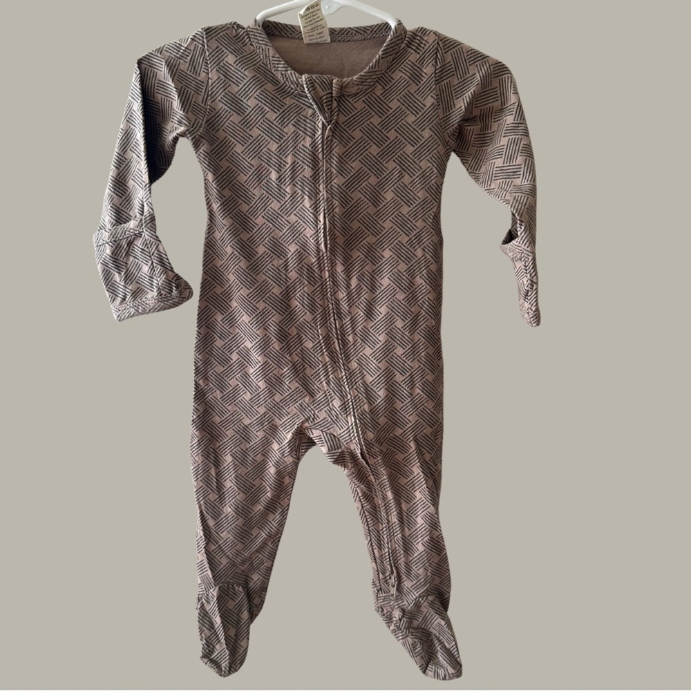 Kate Quinn 100% organic cotton footie pajama